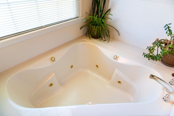 Cost of Soaking Tub Installation in Ellicott City
